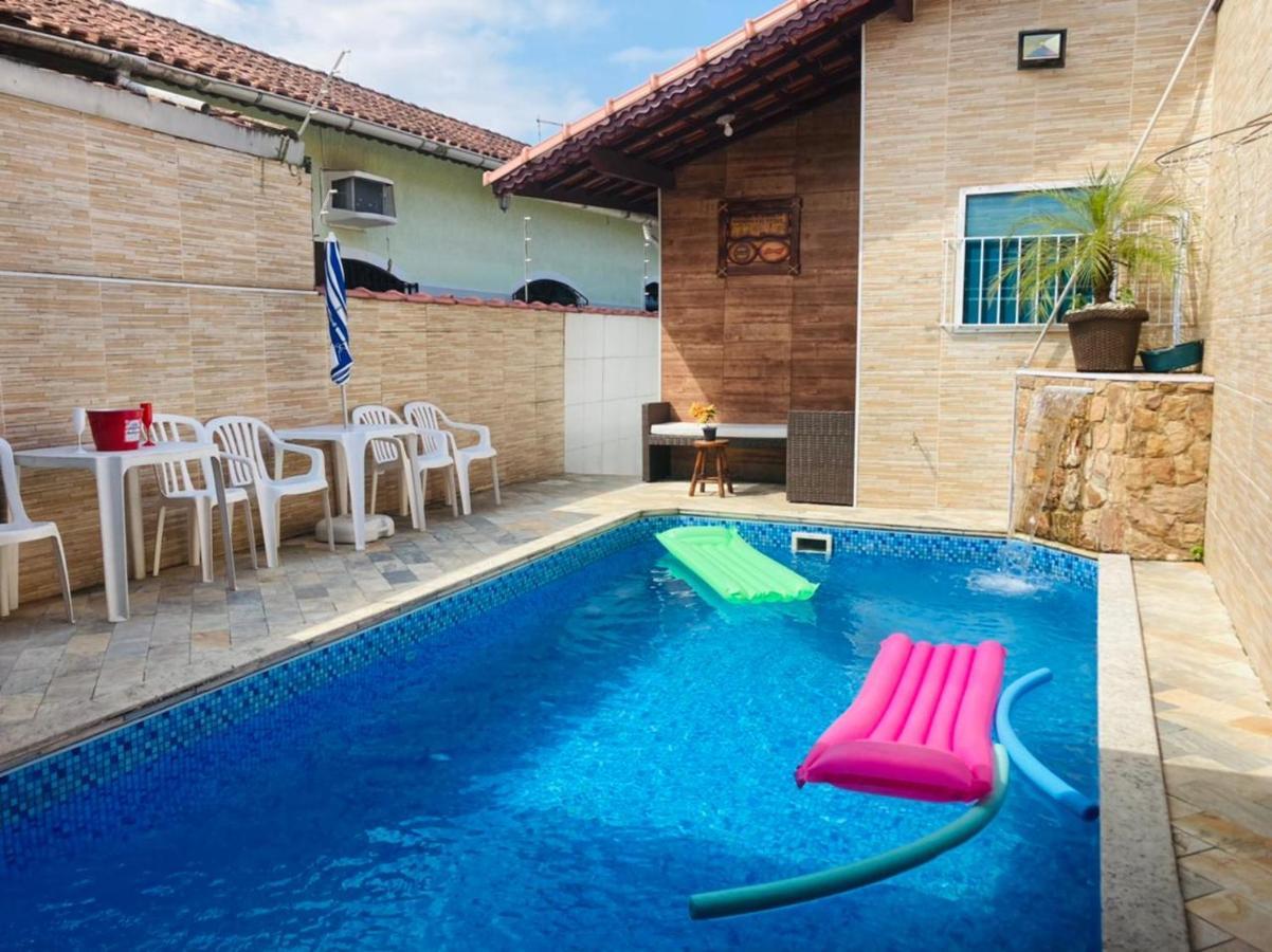 Casa Moderna E Aconchegante Com Opcao De Piscina Aquecida Cobrado A Parte, Ampla Area Gourmet Com Churrasqueira Em Deck Coberto Frente A Piscina, Aconchegante Sala De Estar Com Lareira, Ampla Garagem Para 4 Carros, Casa Pe Na Areia A 50 Metros Da Pra Praia Grande  Exterior foto
