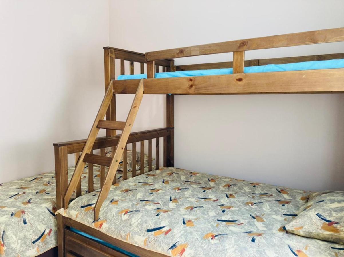 Casa Moderna E Aconchegante Com Opcao De Piscina Aquecida Cobrado A Parte, Ampla Area Gourmet Com Churrasqueira Em Deck Coberto Frente A Piscina, Aconchegante Sala De Estar Com Lareira, Ampla Garagem Para 4 Carros, Casa Pe Na Areia A 50 Metros Da Pra Praia Grande  Exterior foto