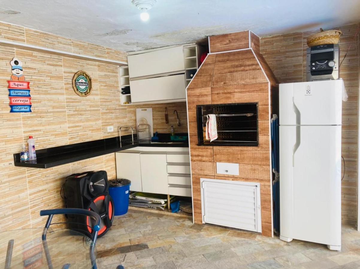 Casa Moderna E Aconchegante Com Opcao De Piscina Aquecida Cobrado A Parte, Ampla Area Gourmet Com Churrasqueira Em Deck Coberto Frente A Piscina, Aconchegante Sala De Estar Com Lareira, Ampla Garagem Para 4 Carros, Casa Pe Na Areia A 50 Metros Da Pra Praia Grande  Exterior foto