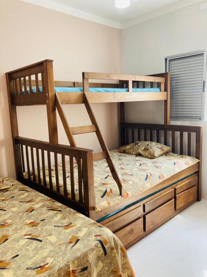 Casa Moderna E Aconchegante Com Opcao De Piscina Aquecida Cobrado A Parte, Ampla Area Gourmet Com Churrasqueira Em Deck Coberto Frente A Piscina, Aconchegante Sala De Estar Com Lareira, Ampla Garagem Para 4 Carros, Casa Pe Na Areia A 50 Metros Da Pra Praia Grande  Exterior foto